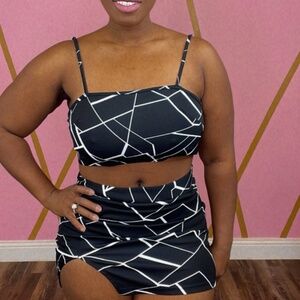 2PC BLACK AND WHITE STRIPE SKIRT SET
